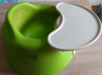 Bumbo seat met tafeltje beschikbaar voor biedingen