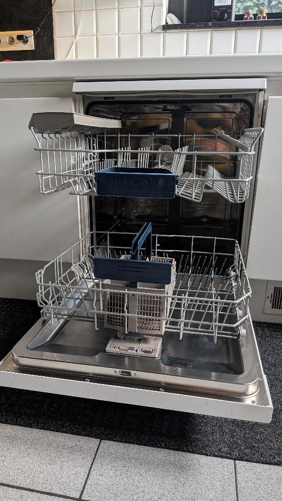 Siemens vaatwas - wit - Vrijstaand - SN25L230EV, Electroménager, Lave-vaisselle, Utilisé, Autoportant, Moins de 85 cm, 60 cm ou plus