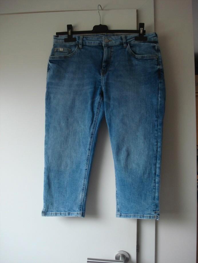 Edc By Esprit jeanskniebroek, dames/meisjes. mt 31, Kleding | Dames, Spijkerbroeken en Jeans, Zo goed als nieuw, W30 - W32 (confectie 38/40)