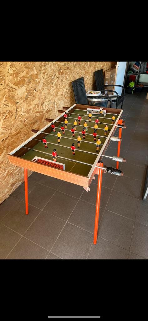 Tafelvoetbal, Enfants & Bébés, Jouets | Tables de football, Comme neuf, Enlèvement ou Envoi