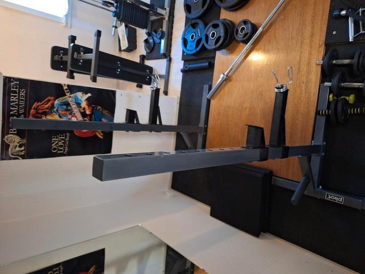Verstelbaar squat en bankdrukrek met accessoires, Sport en Fitness, Fitnessapparatuur, Ophalen