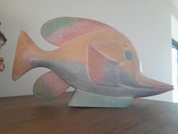 houten decoratieve vis. beschikbaar voor biedingen