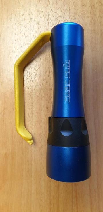 DUIKLAMP SEAC SUB X LED OPLAADBARE AA-BATTERIJEN NI/MAH beschikbaar voor biedingen