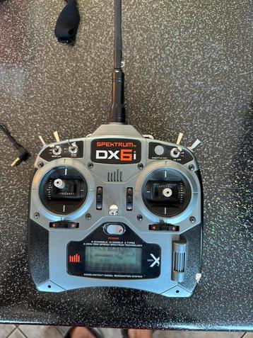 À vendre : Télécommande RC Spektrum DX6i – 80 € beschikbaar voor biedingen