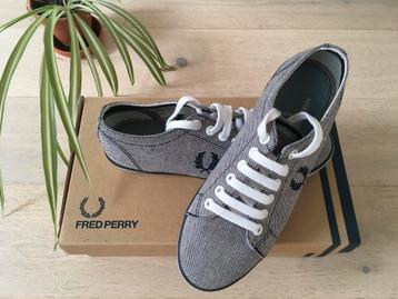 Chaussures Fred Perry
