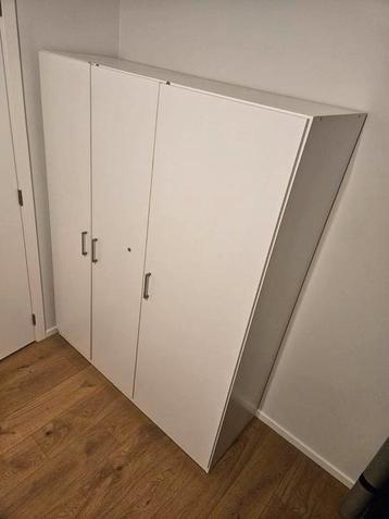 Kleerkast 140  180 hoogte  51 diepte beschikbaar voor biedingen