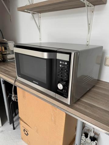 Combi oven magnetron, Electroménager, Comme neuf, Enlèvement, 45 à 60 cm, Four