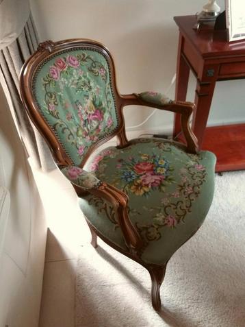 Mooi zeteltje in perfecte staat ,ophalen in St Martens Latem beschikbaar voor biedingen