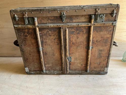Hoge authentieke reiskoffer, Antiek en Kunst, Curiosa en Brocante, Ophalen