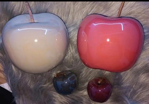 Keramiek decoratie appels - peren - lippen - kaboutertje, Huis en Inrichting, Woonaccessoires | Wanddecoraties, Zo goed als nieuw