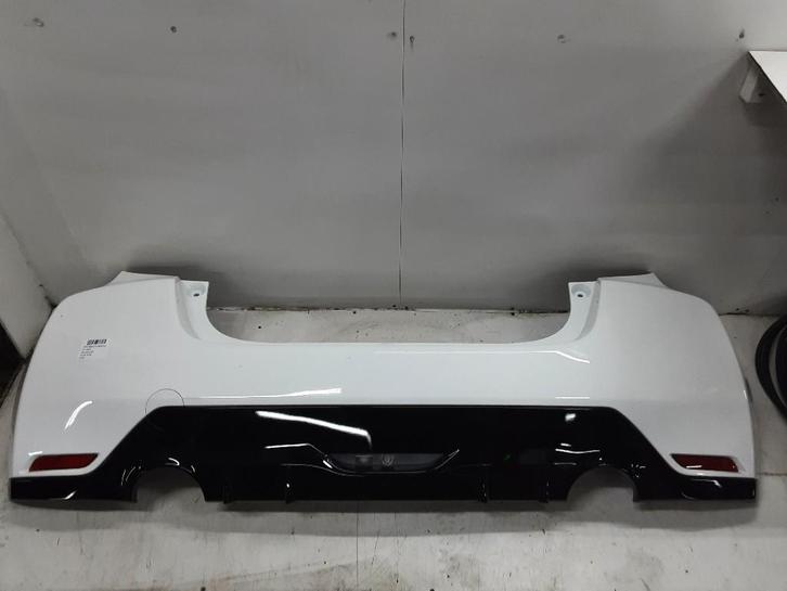 BUMPER ACHTER Toyota Yaris IV (P21 / PA1 / PH1) (01-2020/-), Auto-onderdelen, Carrosserie, Bumper, Toyota, Achter, Gebruikt