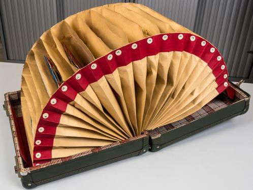 Valies met platenwaaier met 36 stuks 78-toeren platen, Cd's en Dvd's, Vinyl | Overige Vinyl, Gebruikt, Overige formaten, Ophalen of Verzenden