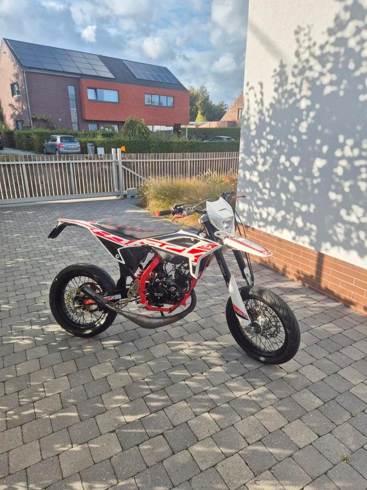 Beta rr 50 track, Fietsen en Brommers, Brommers | Crossbrommers, Ophalen