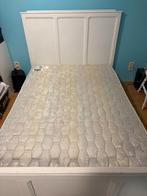 Bed, Huis en Inrichting, Slaapkamer | Bedden, Ophalen, Gebruikt, Wit, 140 cm