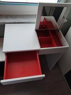 Make up tafel, Enlèvement