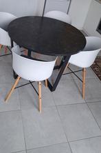 Ronde eettafel met 4 stoellen, Huis en Inrichting, Ophalen of Verzenden, Zo goed als nieuw