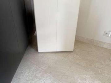  kasten beige gespoten.  beschikbaar voor biedingen