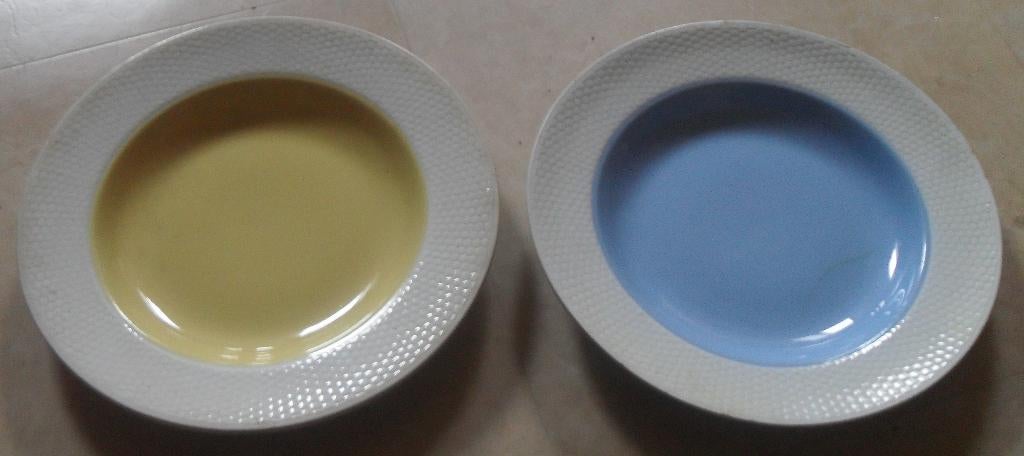 Assiettes creuses (2), Enlèvement ou Envoi