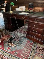 Grand bureau classique anglais, Enlèvement