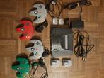 Nintendo 64-console + accessoires, Games en Spelcomputers, Spelcomputers | Nintendo 64, Ophalen, Gebruikt, Met 3 controllers of meer