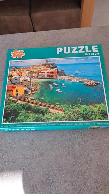 Puzzel 1000 stukjes  beschikbaar voor biedingen