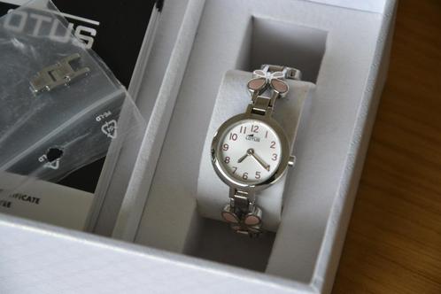 Montre Lotus - papillons, Handtassen en Accessoires, Horloges | Dames, Nieuw, Polshorloge, Overige merken, Staal, Staal, Ophalen