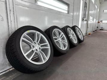 19″ 5 Spoke wheels Tesla Model S wielen met banden (set) beschikbaar voor biedingen