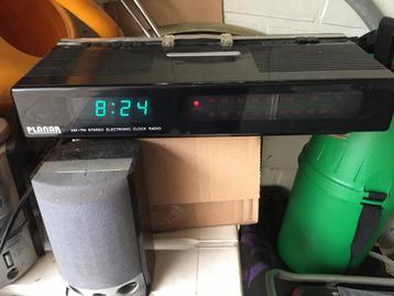 Radio-réveil Planar Vintage, Enlèvement ou Envoi, Comme neuf