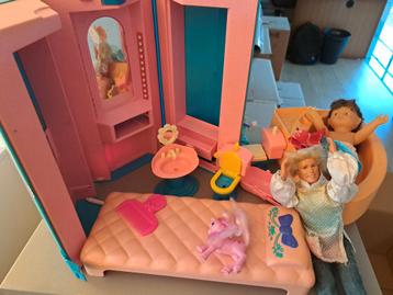 Barbie huis en sets allerlei met 10 poppen. Vintage 1970. l, Ophalen, Gebruikt, Barbie