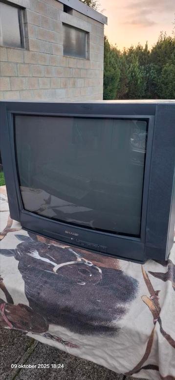 sharp crt kleuren tv 70cm beschikbaar voor biedingen