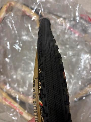 Challenge tube crosfietsen beschikbaar voor biedingen