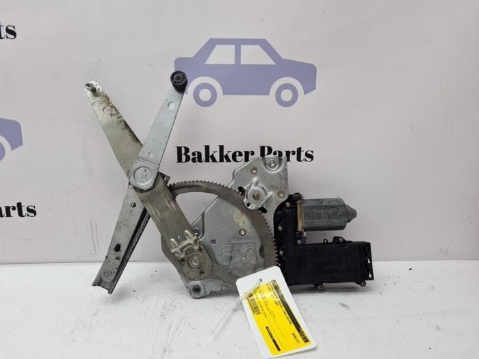 Ruitmechaniek 4Deurs links-achter van een Volkswagen Golf, Auto-onderdelen, Ruiten en Toebehoren, Volkswagen, Gebruikt, 3 maanden garantie