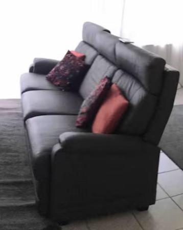 Lederen 3zit en 1zit fauteuil  beschikbaar voor biedingen