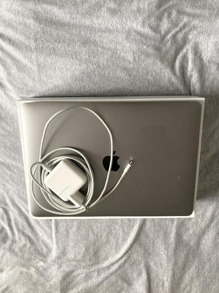 MacBook Air 2020 M1 13" Space Grey, Computers en Software, Apple Macbooks, Gebruikt, MacBook, 13 inch, 3 tot 4 Ghz, 256 GB, 8 GB