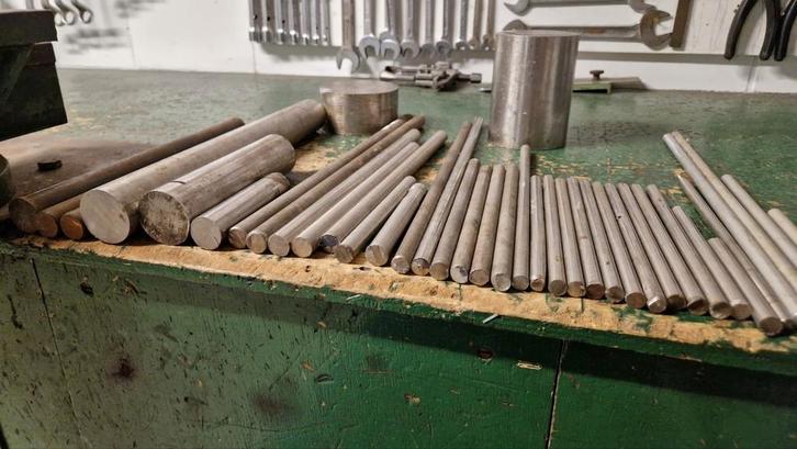 Draaiwerk baren staal, Inox, Alu., Postzegels en Munten, Edelmetalen en Baren, Ophalen