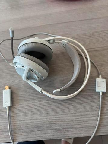 SteelSeries Siberia V2 Frost Blue (model 51125) beschikbaar voor biedingen