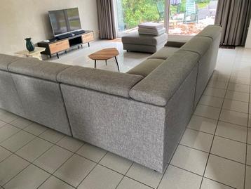 Salon beschikbaar voor biedingen