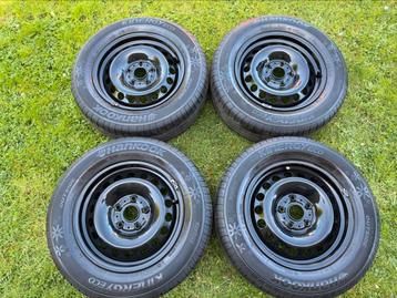 Zomerkit VW Golf 5,6,7 + Hankook banden 195 65 15 beschikbaar voor biedingen