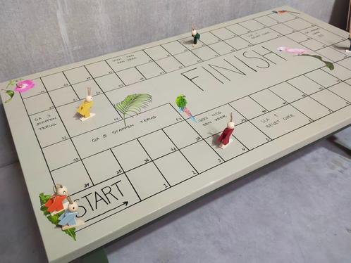 Salontafel met spel (speeltafel), Huis en Inrichting, Tafels | Salontafels, Zo goed als nieuw, Minder dan 50 cm, 100 tot 150 cm