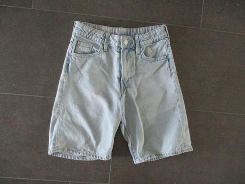 Jeans short, jongens, loose fit, maat 140, H&M, prima staat, Kinderen en Baby's, Kinderkleding | Maat 140, Gebruikt, Jongen, Broek