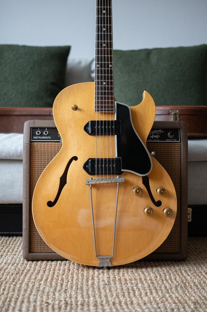 1957 Gibson ES 225TDN, Musique & Instruments, Instruments à corde | Guitares | Électriques, Utilisé, Hollow body, Gibson, Enlèvement ou Envoi