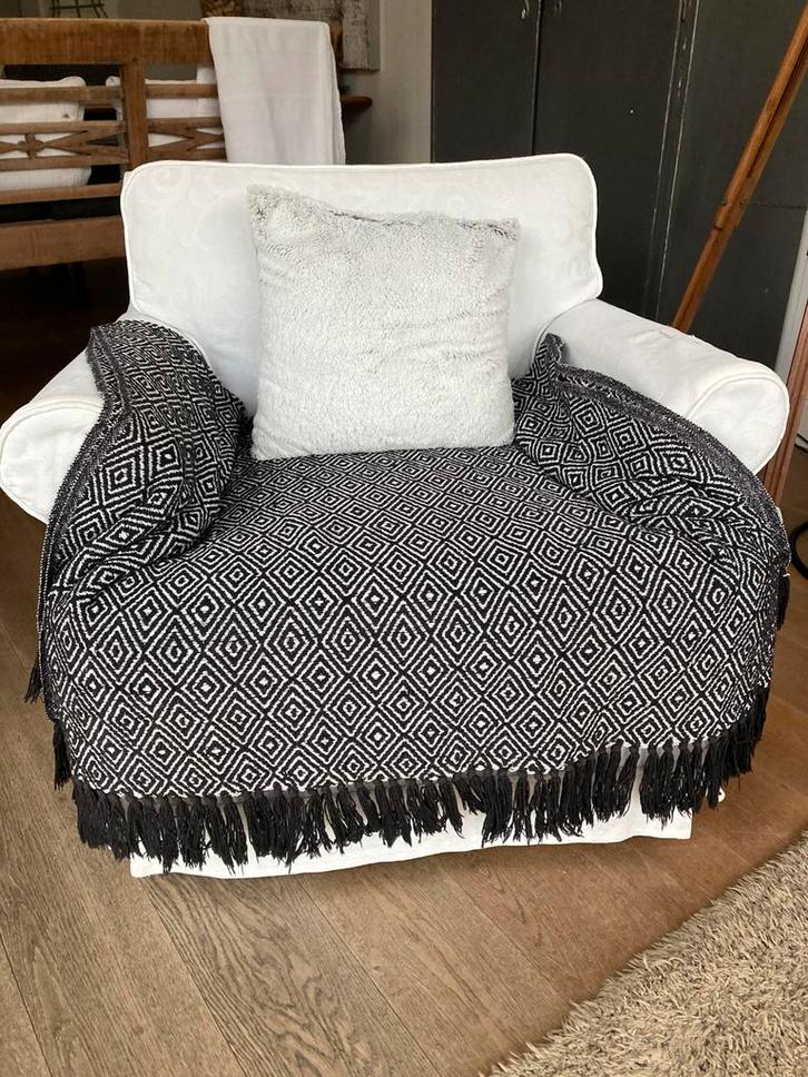 Degelijke fauteuil, Huis en Inrichting, Fauteuils, Gebruikt, Hout, Stof, 75 tot 100 cm, 75 tot 100 cm, Ophalen