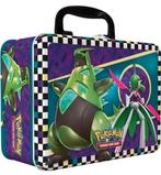Pokemon Tcg Collectors chest 2024, Hobby en Vrije tijd, Verzamelkaartspellen | Pokémon, Ophalen, Zo goed als nieuw