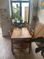 Houten Ikea tafel met vier stoelen, Antiek en Kunst, Ophalen