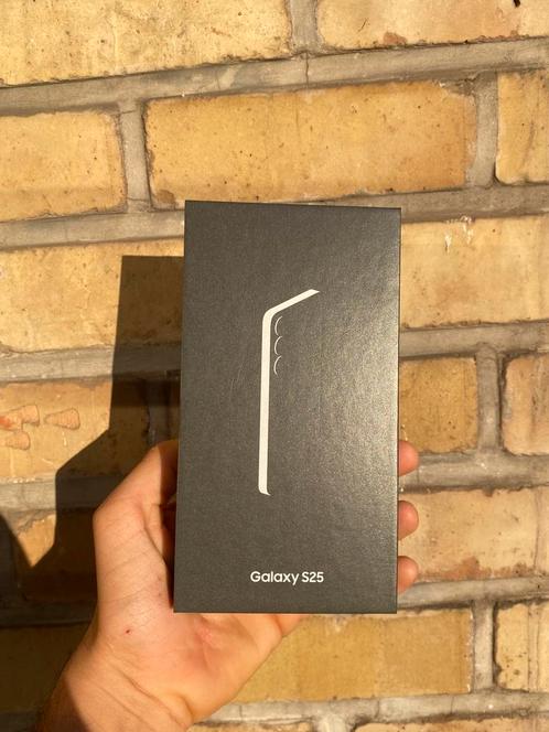 Samsung Galaxy S25, Telecommunicatie, Mobiele telefoons | Samsung, Overige modellen, 256 GB, Android OS, 10 megapixel of meer