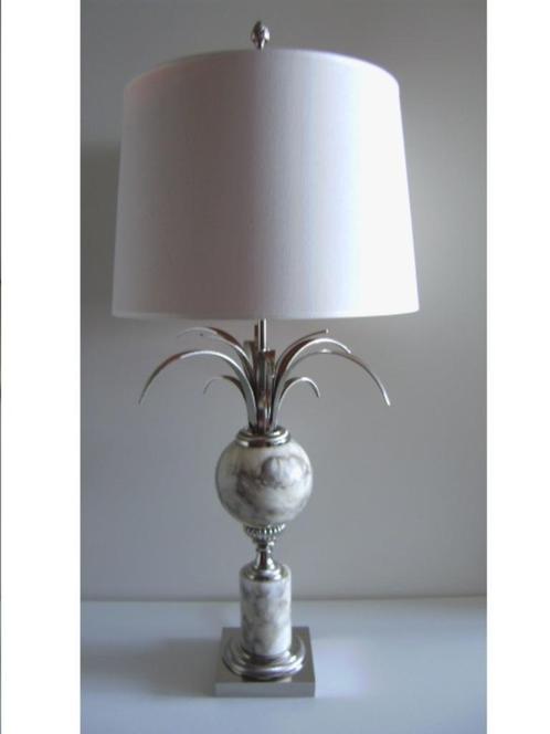 Zeldzame Design -- ANANAS -- lamp in marmer en chroomstaal., Antiek en Kunst, Curiosa en Brocante, Ophalen