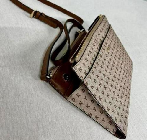 DKNY Bryant Park TZ Crossbody Bag tas portemonnee in 1 tasje, Handtassen en Accessoires, Tassen | Damestassen, Nieuw, Ophalen of Verzenden