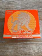 Pokemon Sun & Moon elite Trainer box plus 86 kaarten!, Ophalen of Verzenden, Zo goed als nieuw, Boosterbox