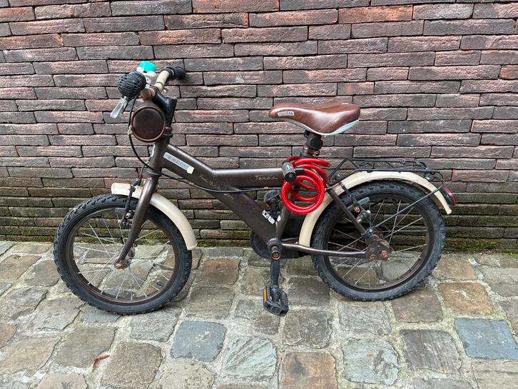 Fiets 16 inch - beetje werk aan, Fietsen en Brommers, Fietsen | Kinderfietsjes, Zo goed als nieuw, Ophalen