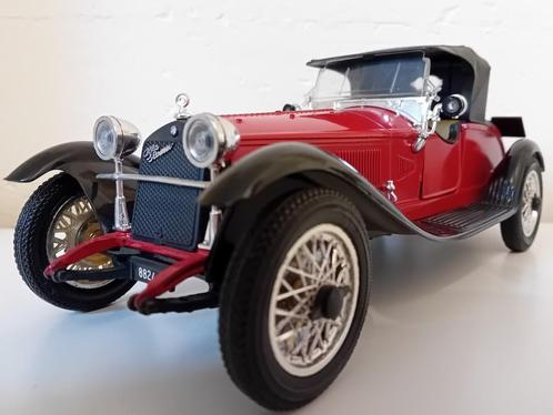 Alfa Romeo 1750 "Alfetta" 1:16, Hobby en Vrije tijd, Modelauto's | 1:18, Zo goed als nieuw, Auto, Overige merken, Ophalen of Verzenden